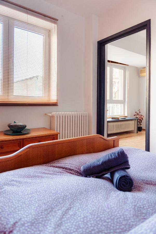 Promenada Old Town Apartment Bukares Bagian luar foto