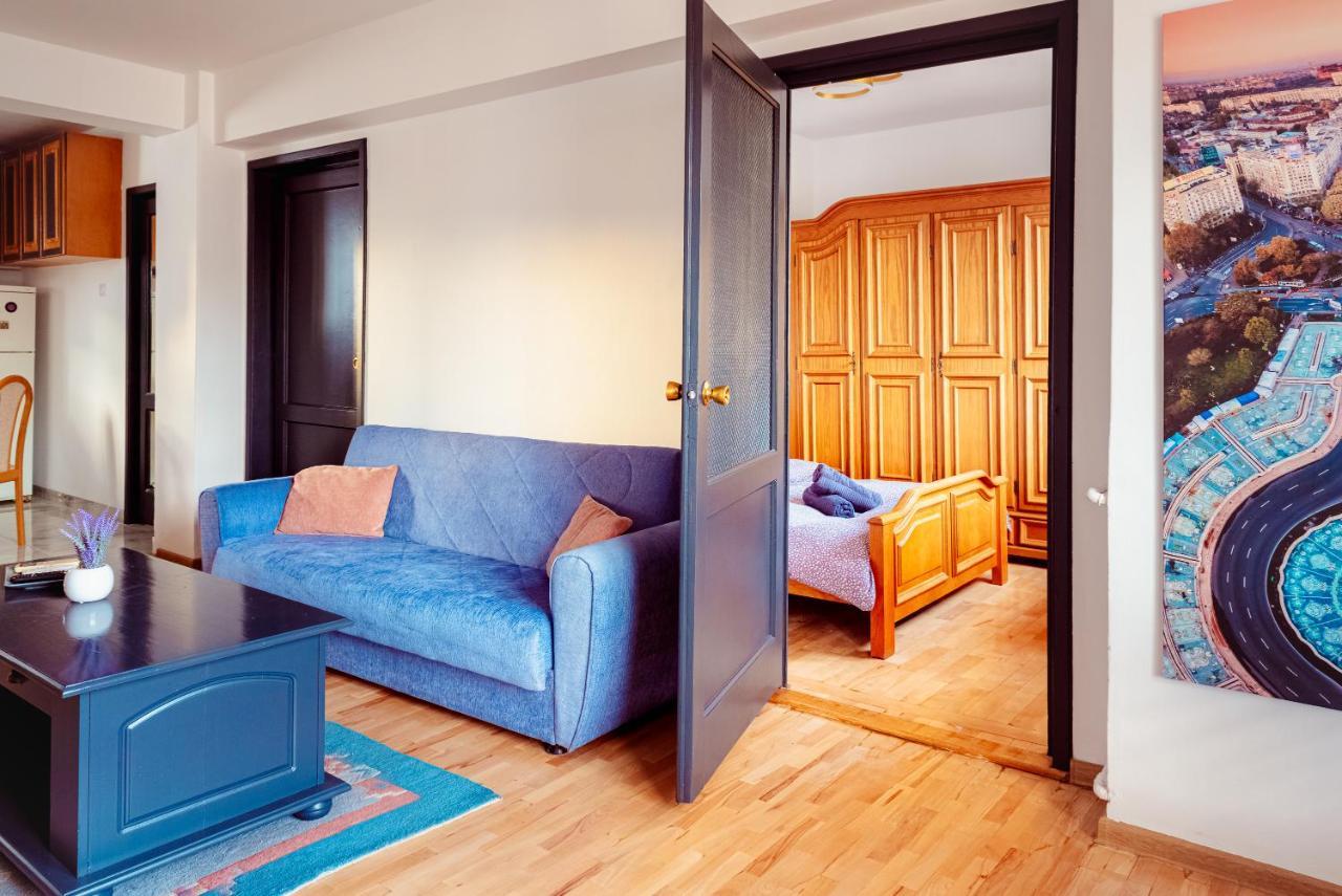 Promenada Old Town Apartment Bukares Bagian luar foto