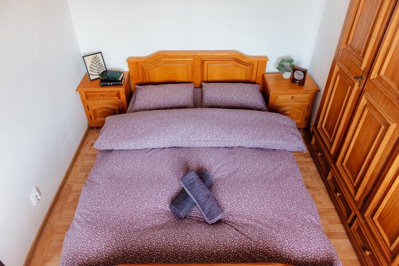 Promenada Old Town Apartment Bukares Bagian luar foto